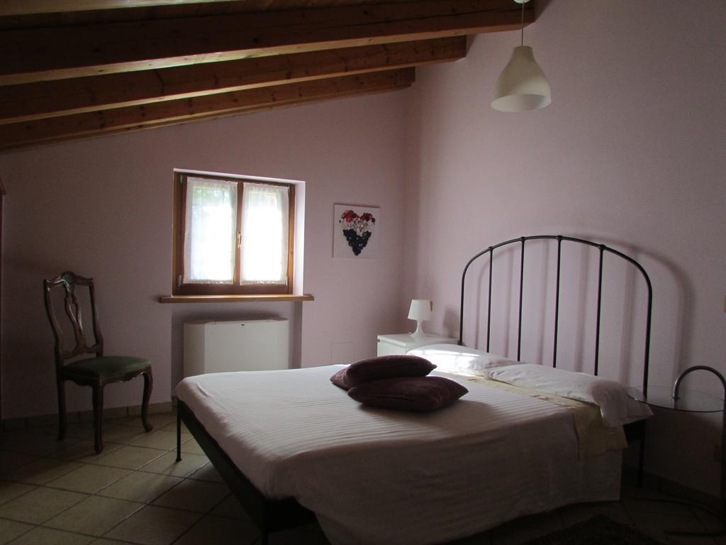 Agriturismo Fior Di Pesco Hotel Sommacampagna Eksteriør billede