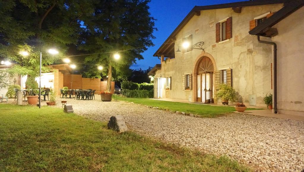 Agriturismo Fior Di Pesco Hotel Sommacampagna Eksteriør billede