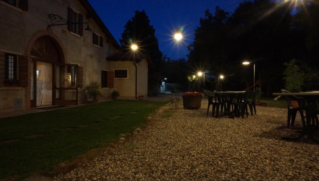 Agriturismo Fior Di Pesco Hotel Sommacampagna Eksteriør billede