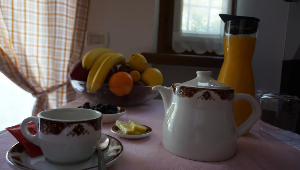 Agriturismo Fior Di Pesco Hotel Sommacampagna Eksteriør billede